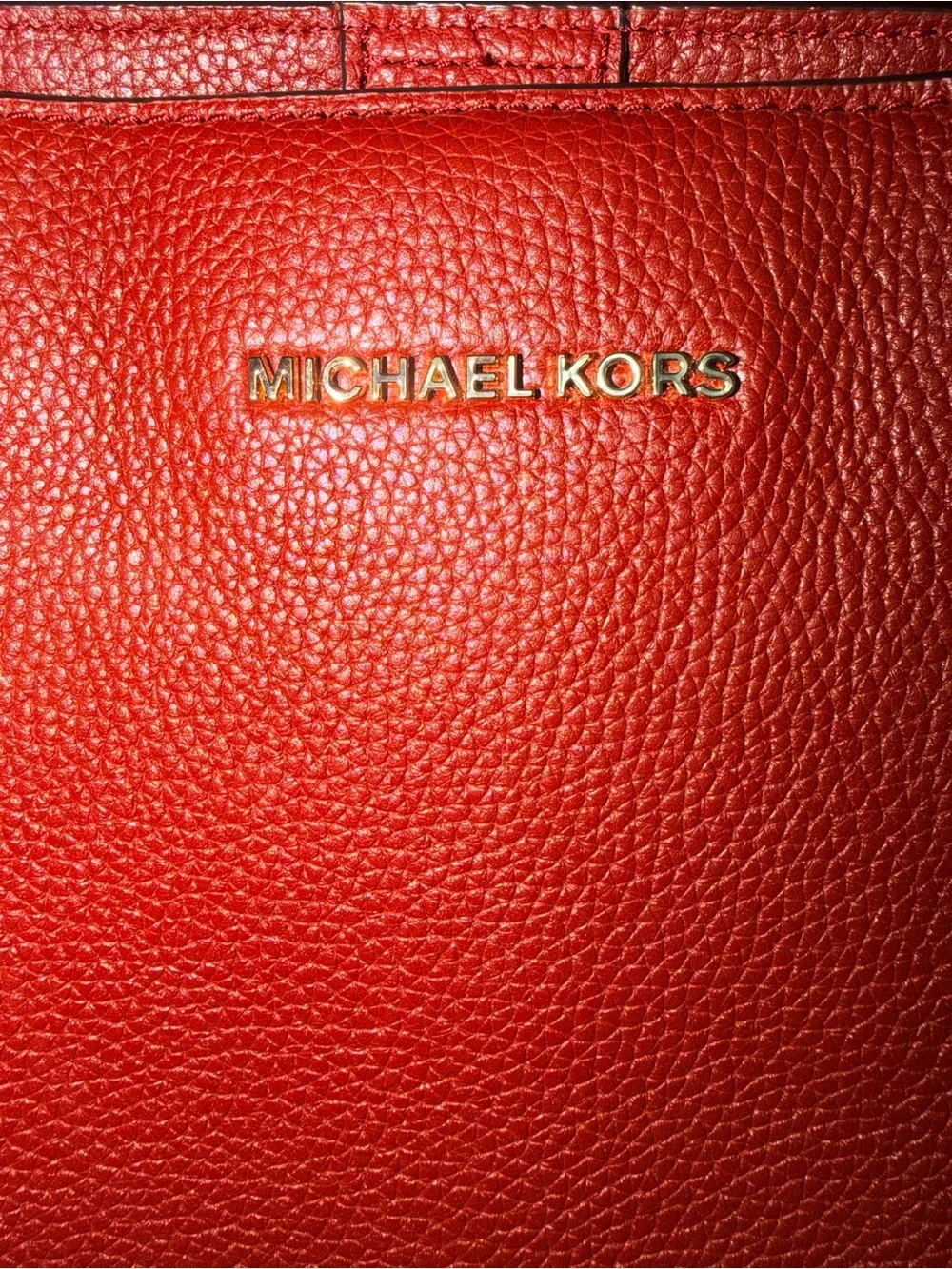 Beautiful Like New !! MICHAEL KORS Bedford Legacy